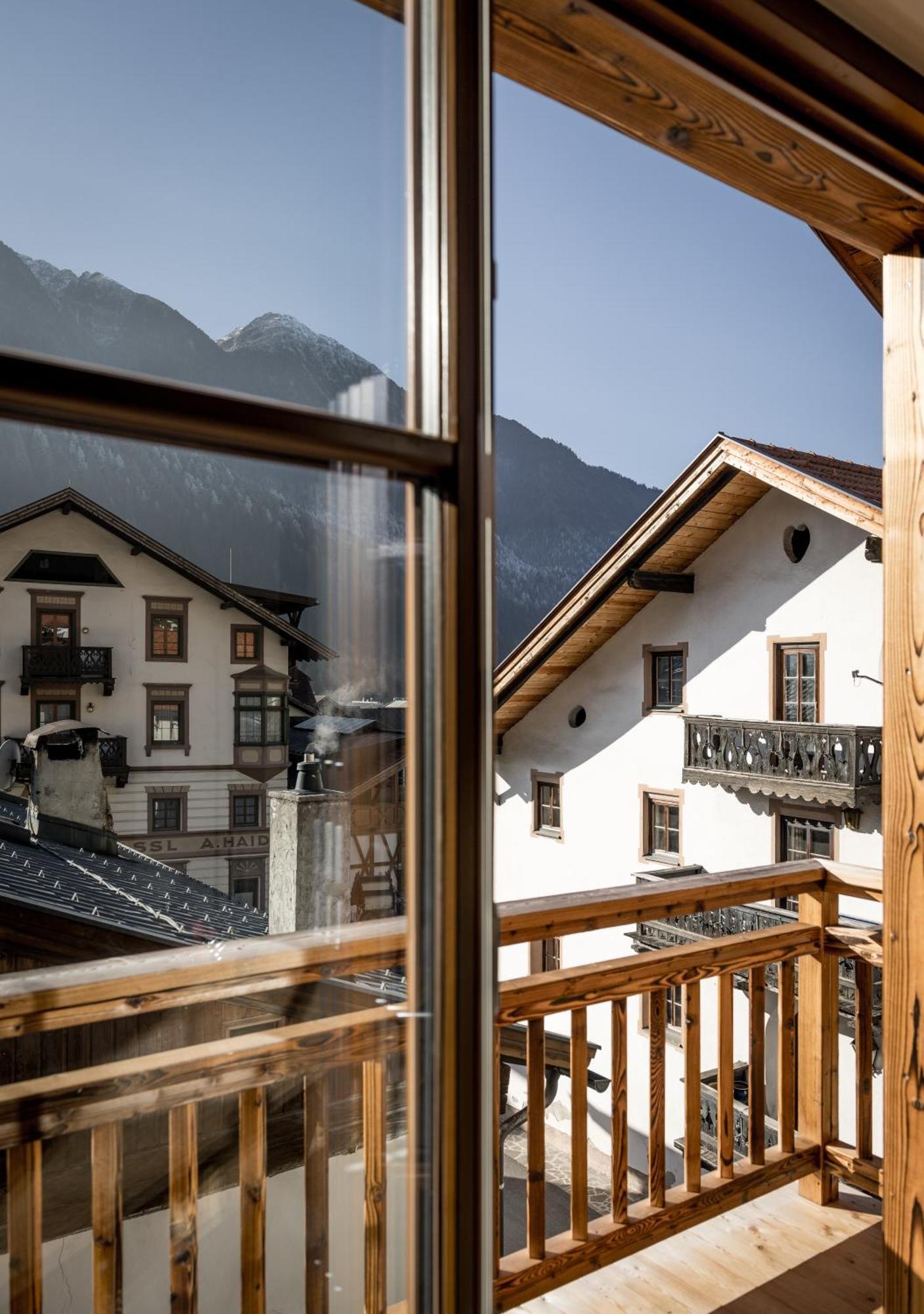 Am Dorfbrunnen Apartman Oetz Kültér fotó