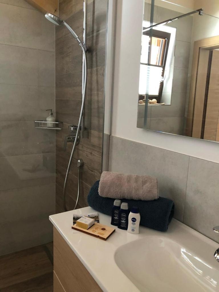 Am Dorfbrunnen Apartman Oetz Kültér fotó